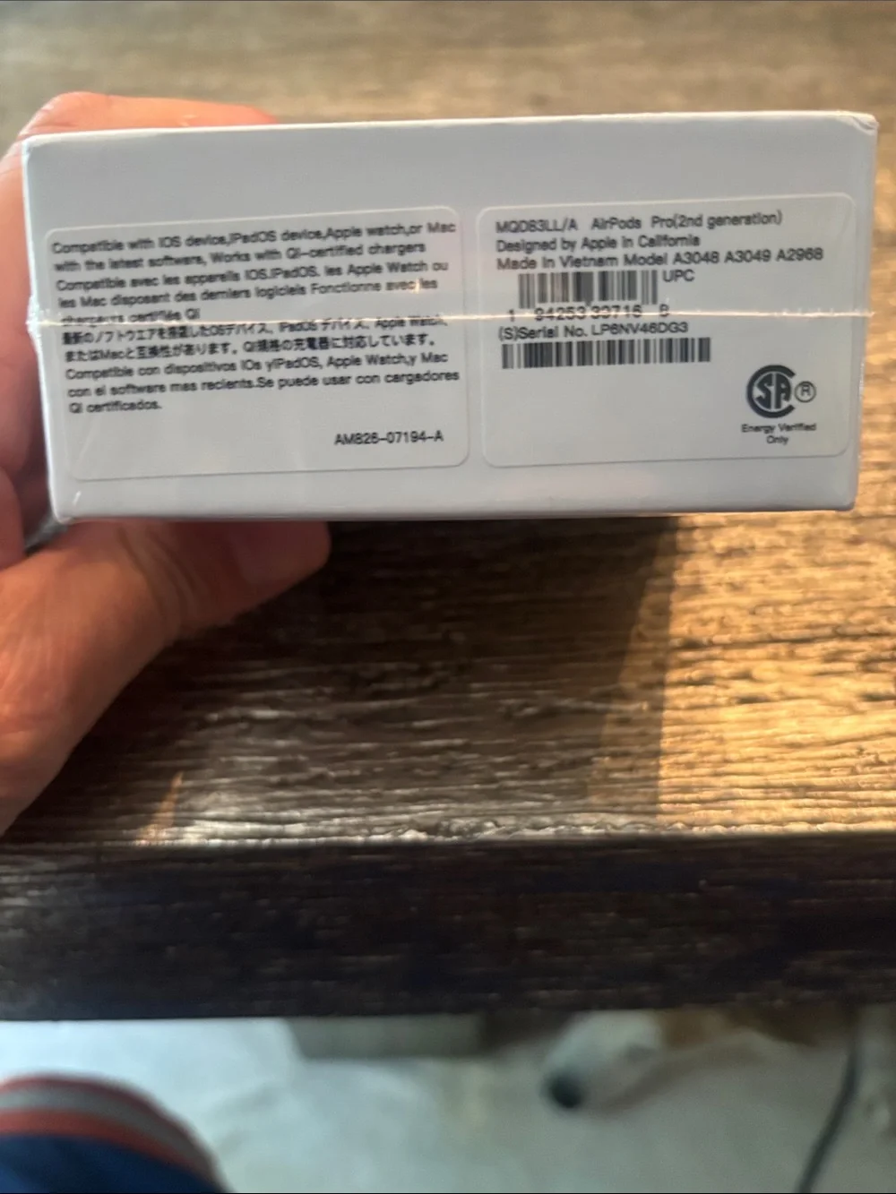Apple AirPods Pro Earbuds in White GEN 2 new in wrapped box